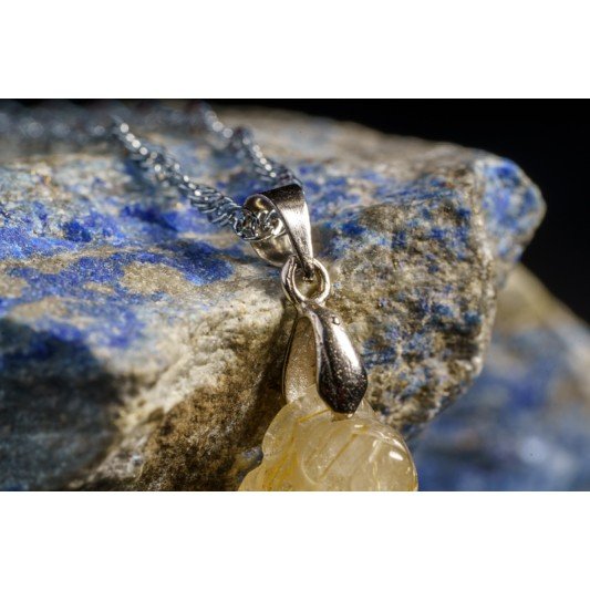 玉兔来富吊坠 玉兔来富吊坠