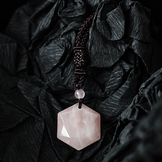 粉水晶大卫星吊坠 Rose Quartz Star of David Pendant 粉水晶大卫星吊坠 Rose Quartz Star of David Pendant