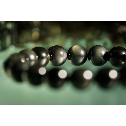 彩曜石手链 Rainbow Obsidian Bracelet 彩曜石手链 Rainbow Obsidian Bracelet