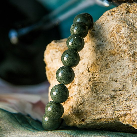 绿幽灵手链 Green Phantom Bracelet 绿幽灵手链 Green Phantom Bracelet