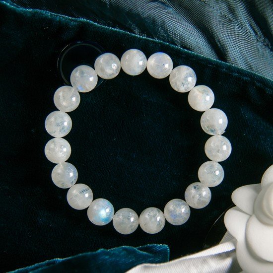 蓝月光手链 Blue Moonstone Bracelet 蓝月光手链 Blue Moonstone Bracelet