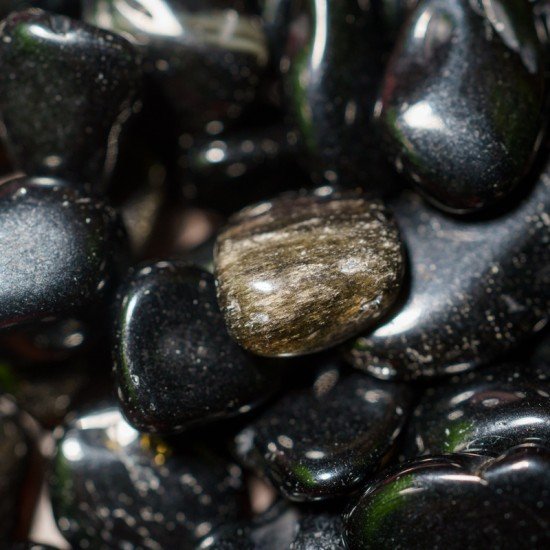 消磁碎水晶:黑曜石 Tumbled Obsidian 消磁碎水晶:黑曜石 Tumbled Obsidian